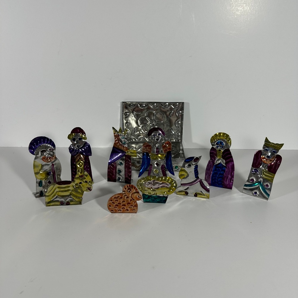 Vintage Mexican Folk Art Tin Nativity Set Hand Painted Hojalata 10pc Boxed Set